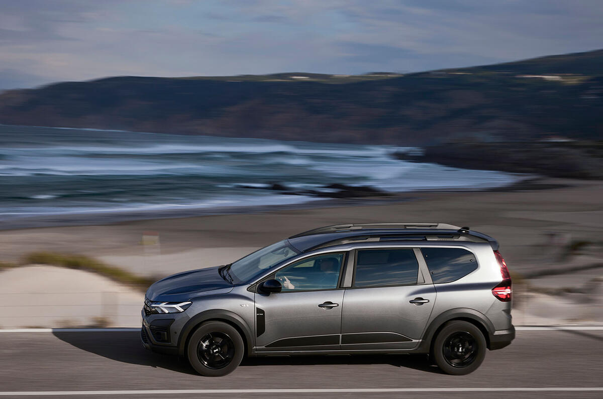 dacia jogger : revue 2023 02 panoramique