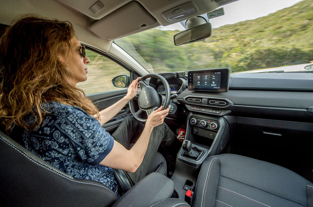 dacia jogger : revue 2023 04 conduite