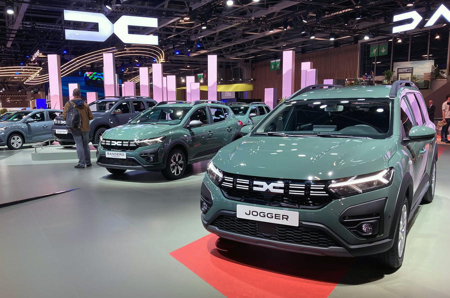 Dacia stand Paris motor show 2022