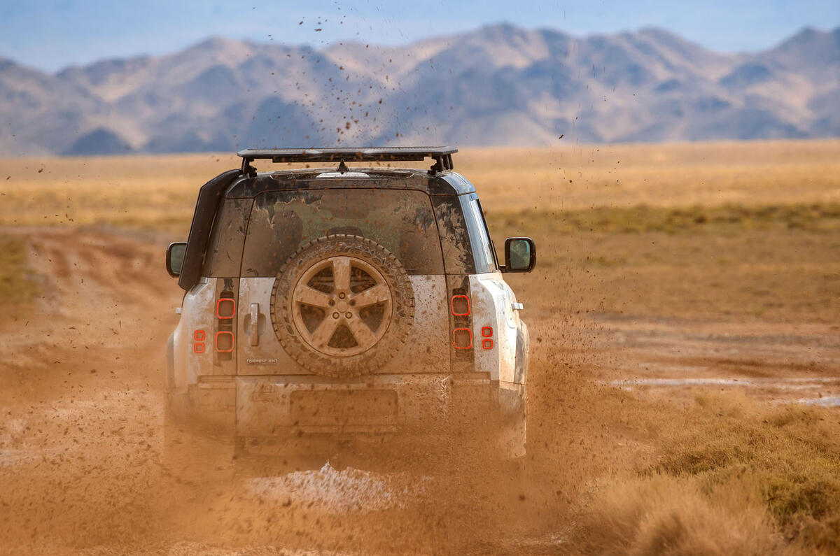 2020 Land Rover Defender reveal - off-roading rear