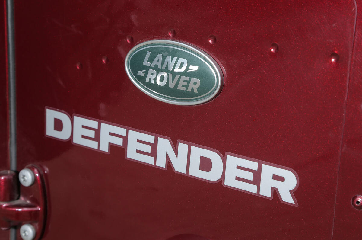 Defender lter 081
