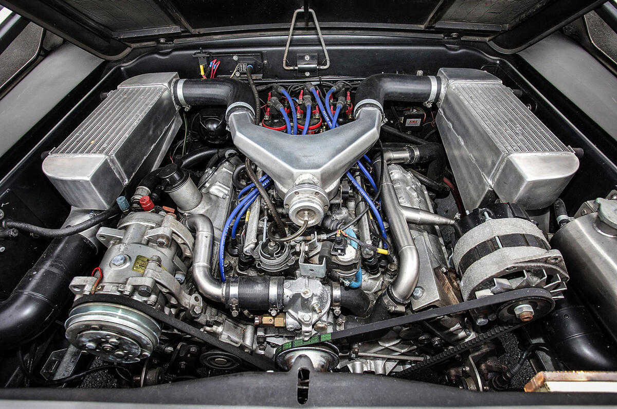 DeLorean DMC-12