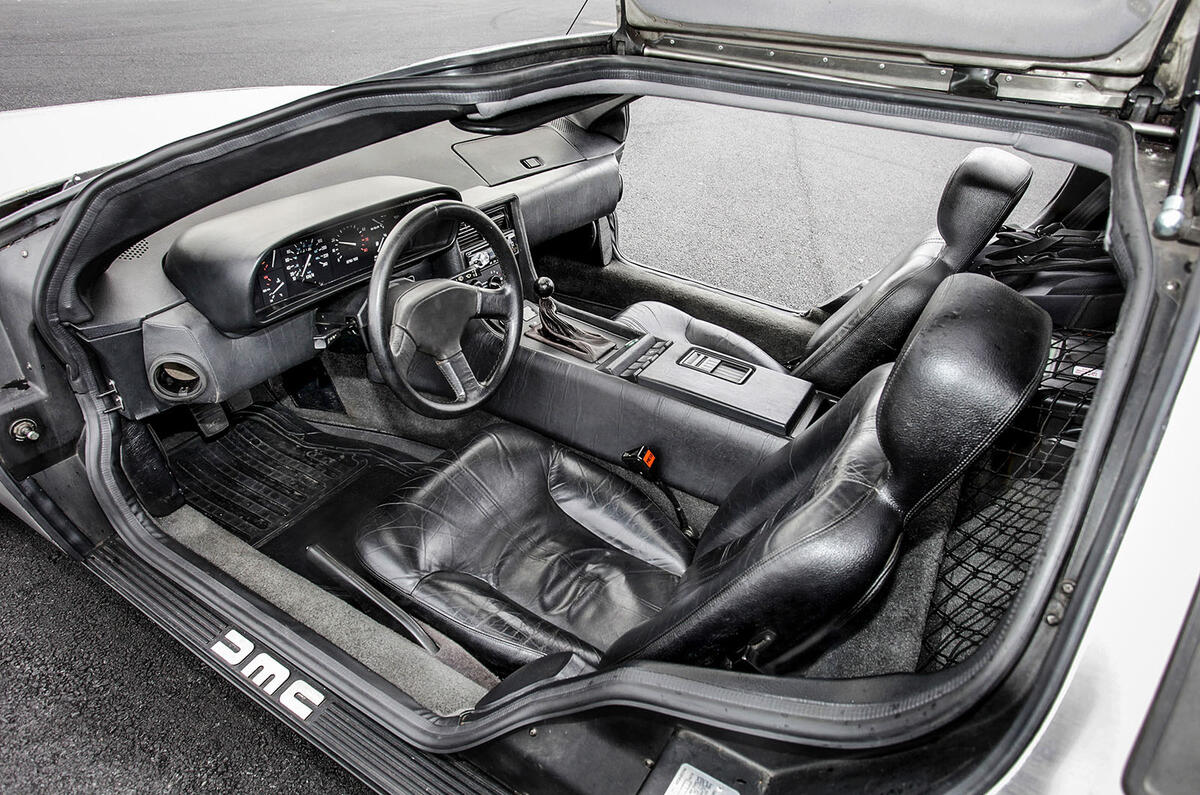 DeLorean DMC-12