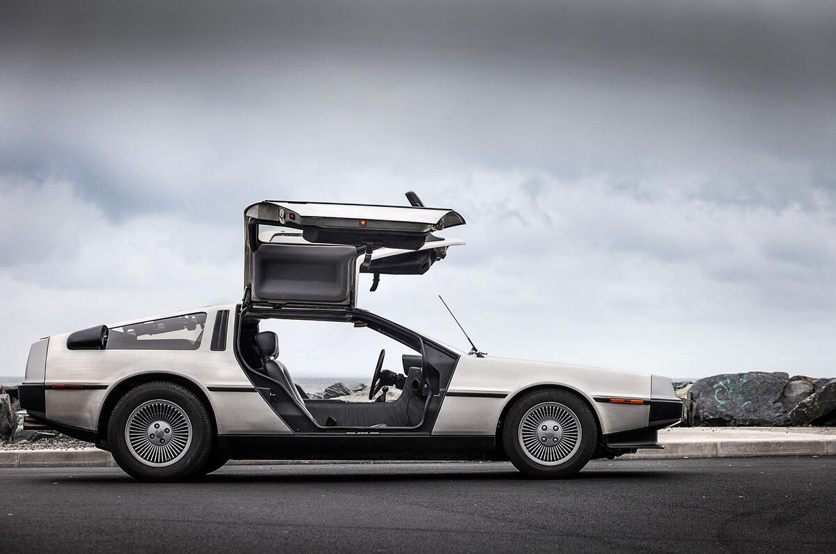 DeLorean DMC-12