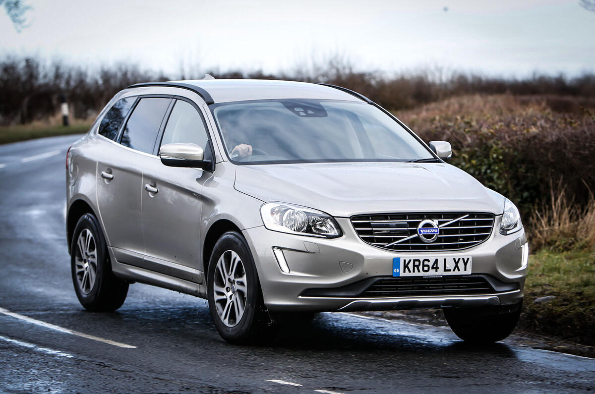 Land Rover Discovery Sport vs BMW X3, Volvo XC60 and