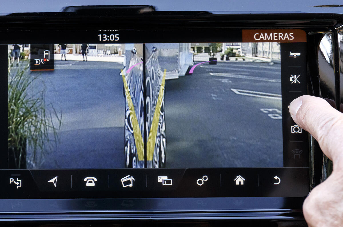 First test Land Rover Discovery’s new trailer parking for dummies