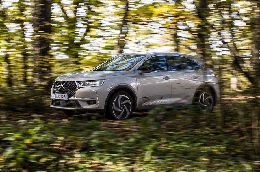 DS 7 Crossback E-Tense 2019 first drive review - hero front