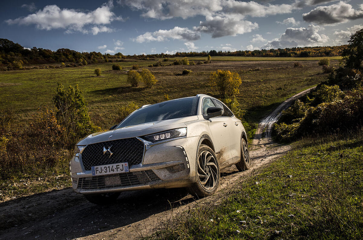 DS 7 Crossback E-Tense 2019 first drive review - static front