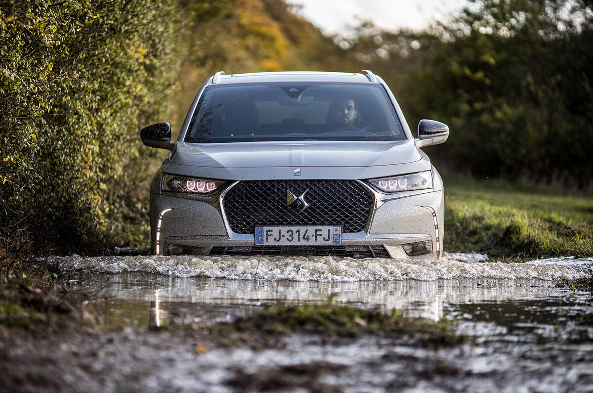 DS 7 Crossback E-Tense 2019 first drive review - wading