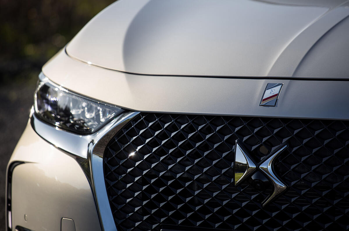 DS 7 Crossback E-Tense 2019 first drive review - front bumper