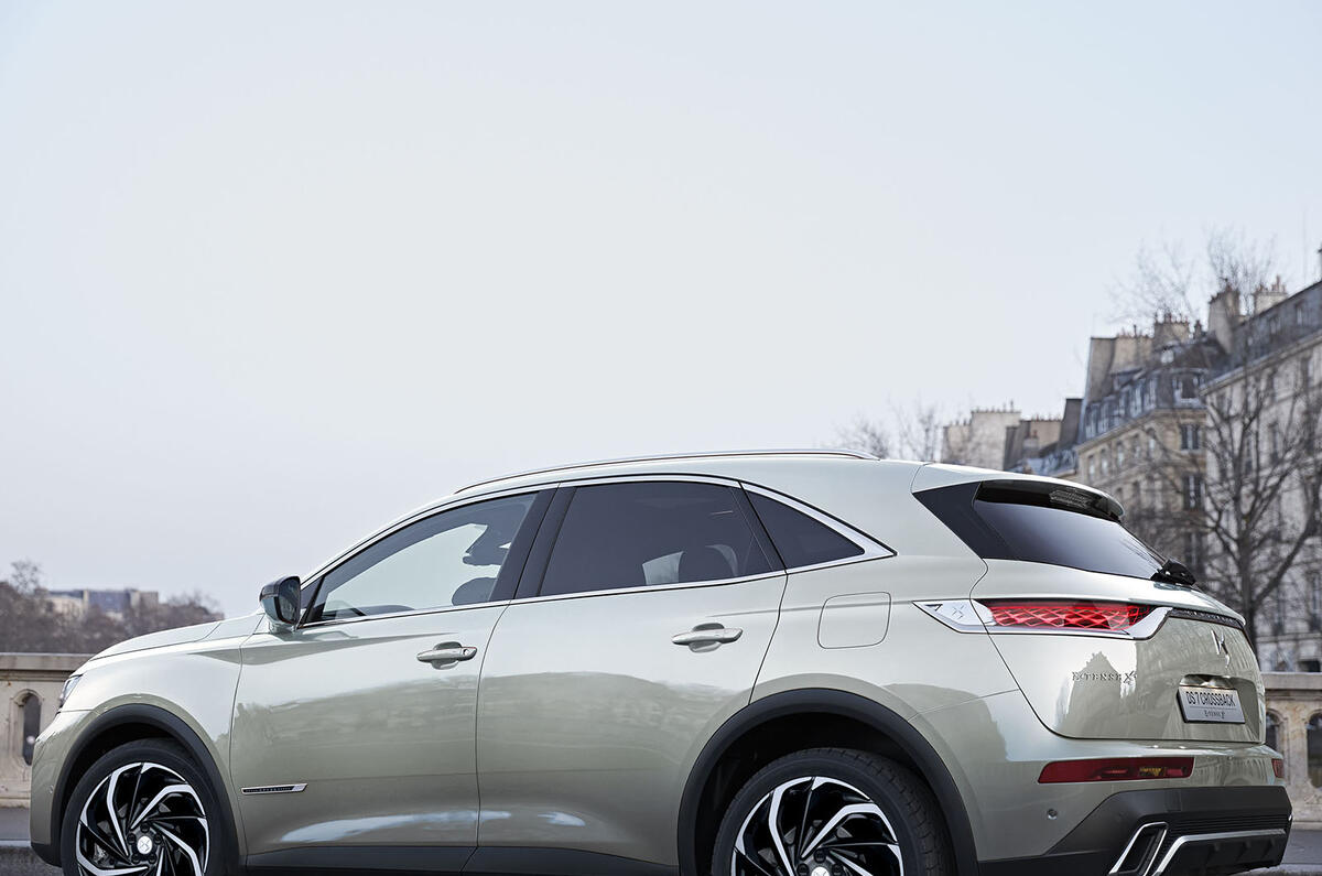 Ds 7 Crossback E Tense Revealed As Volvo Xc60 T8 Rival