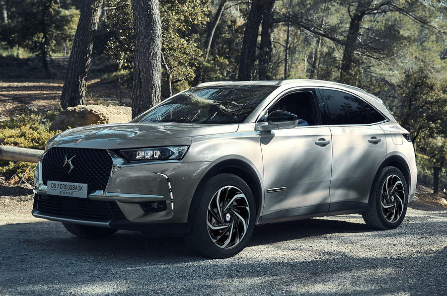 DS 7 Crossback E-Tense revealed as Volvo XC60 T8 rival