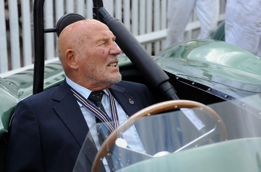 Sir Stirling Moss officially retires at the age of 88