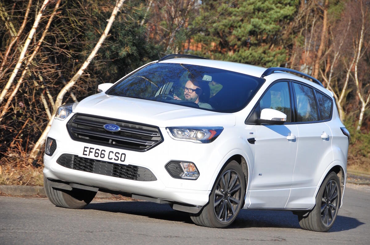  Ford Kuga.  TDCi ST-Line Powershift AWD