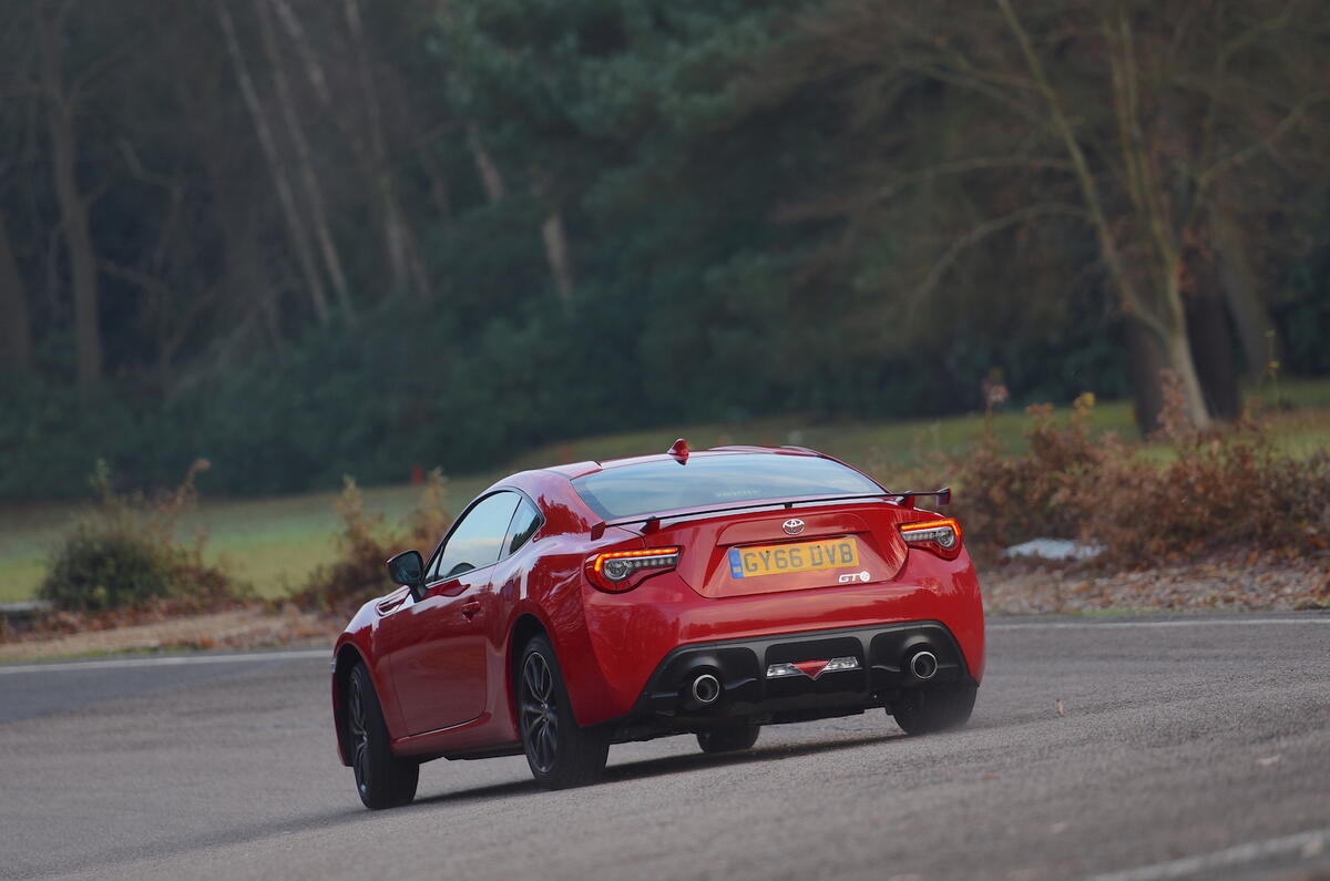 2016 Toyota Gt86 2 0 Pro Review Autocar