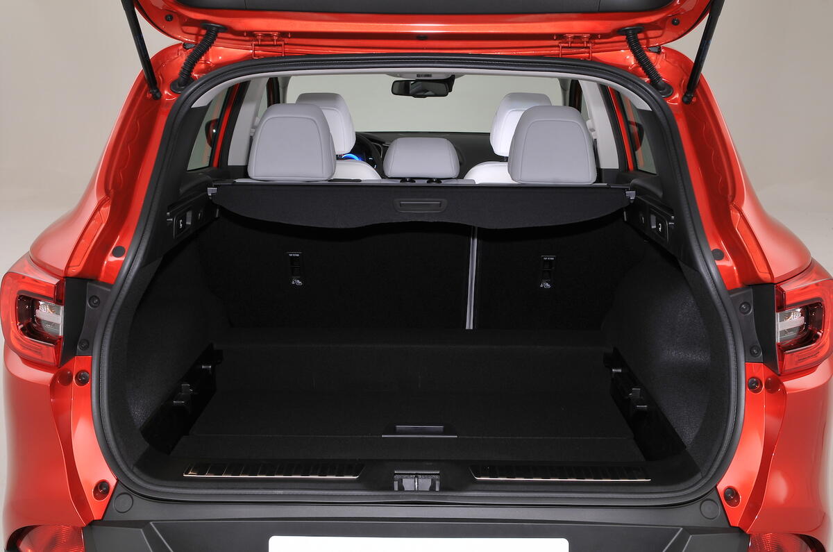 2015 Renault Kadjar 1.6 dCi 130 Signature Nav review ... 2015 Renault Kadjar 1.6 dCi 130 Signature Nav review ...