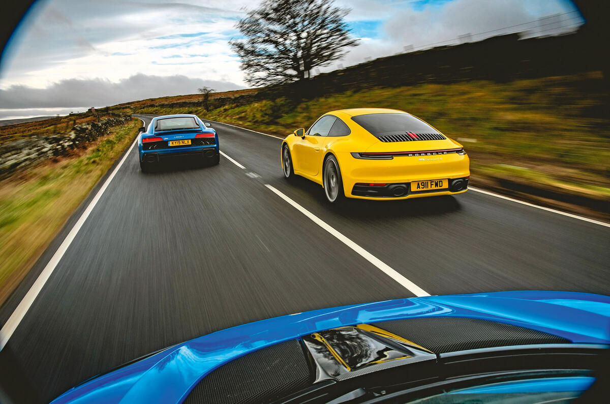 Porsche 911 vs Audi R8 V10 Coupé vs Lotus Evora GT410