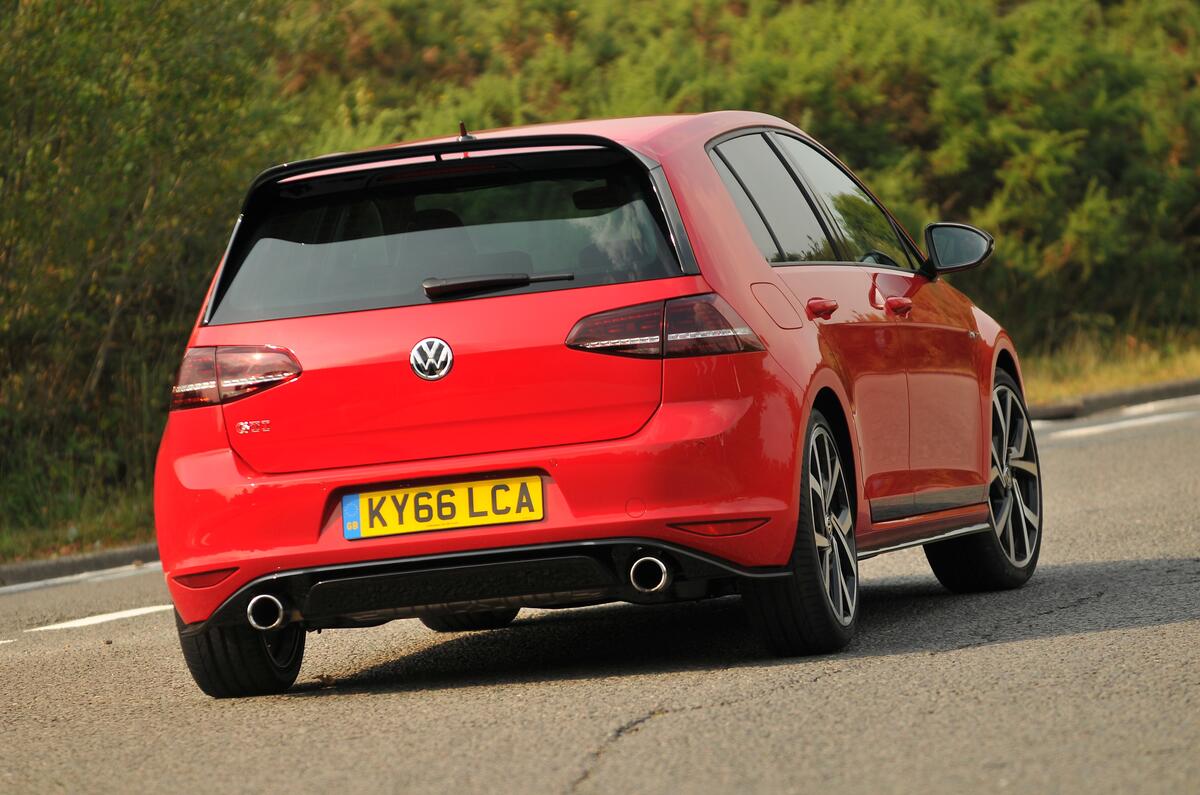 Volkswagen Golf GTI Clubsport Edition 40 rear cornering