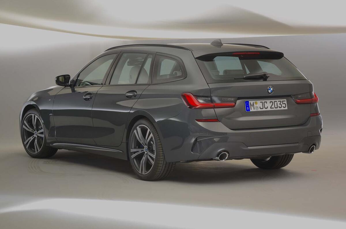 2019 BMW 3 Series Touring press pictures