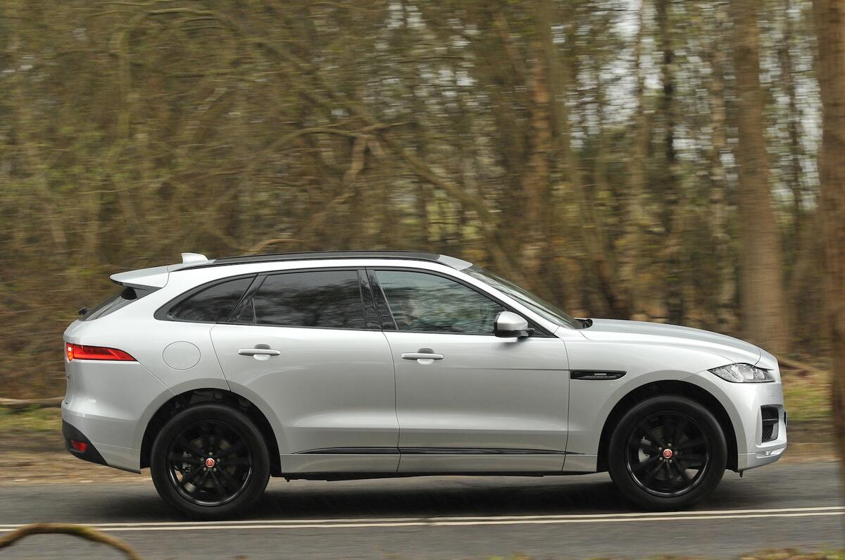 Jaguar f pace 2016