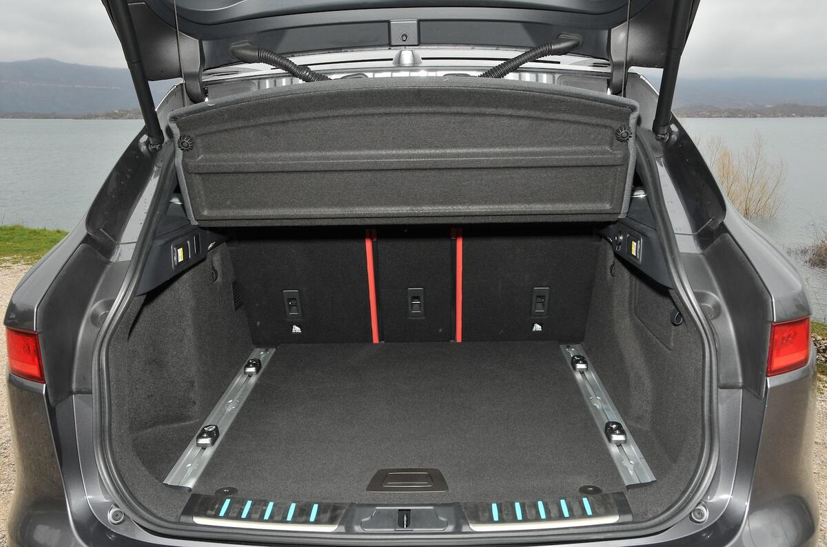 2016 Jaguar F Pace 3 0 V6 Review Autocar