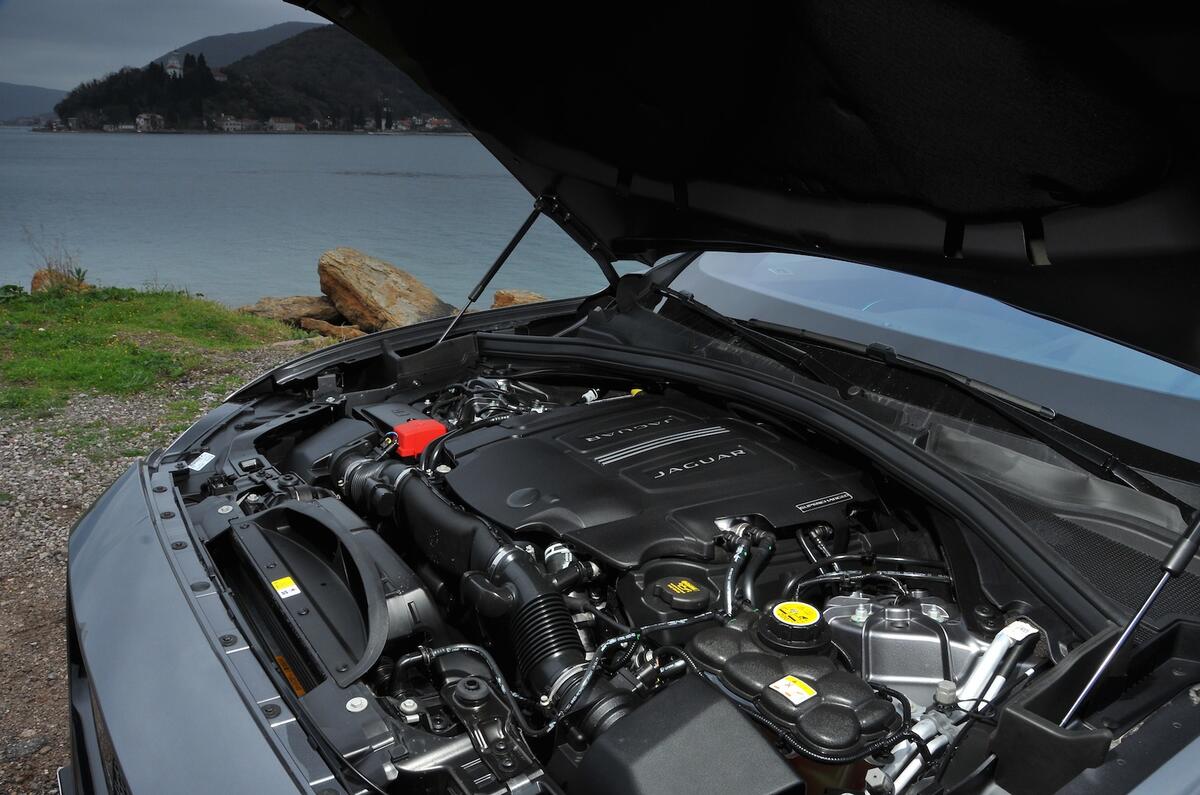 2016 Jaguar F Pace 3 0 V6 Review Autocar