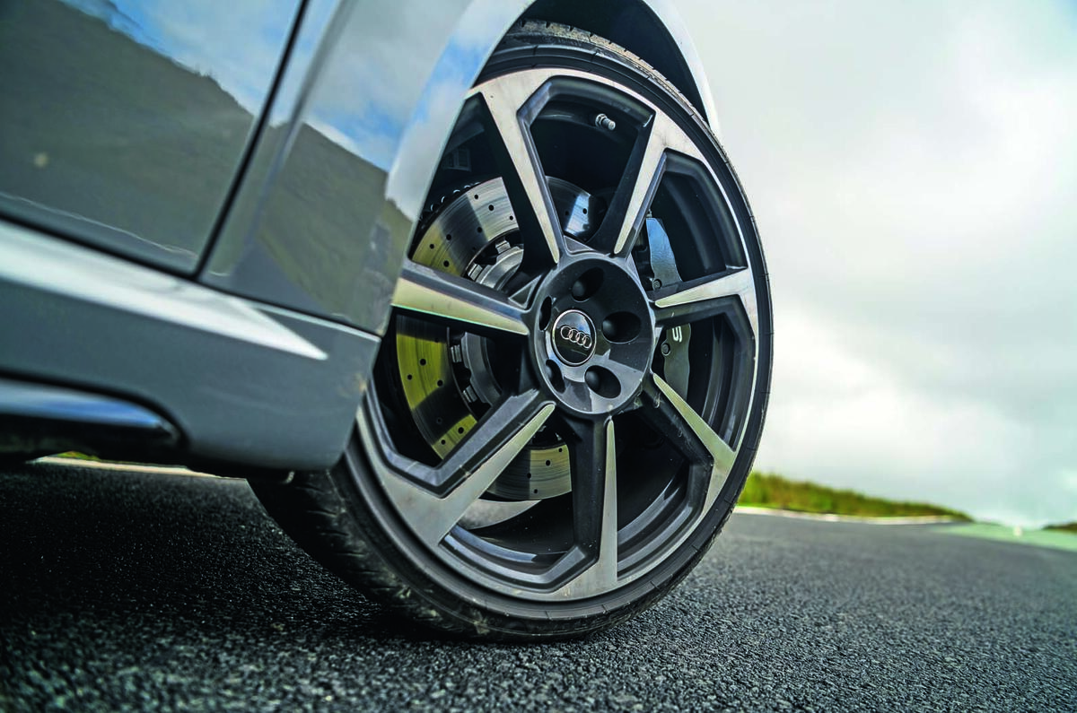 Convertible clash: New BMW Z4 vs Porsche Boxster and Audi ...