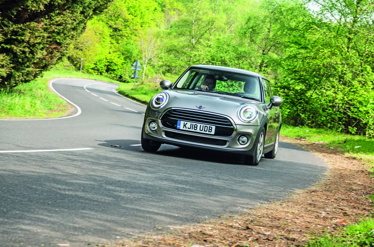 DS 7 Crossback vs Mini Cooper