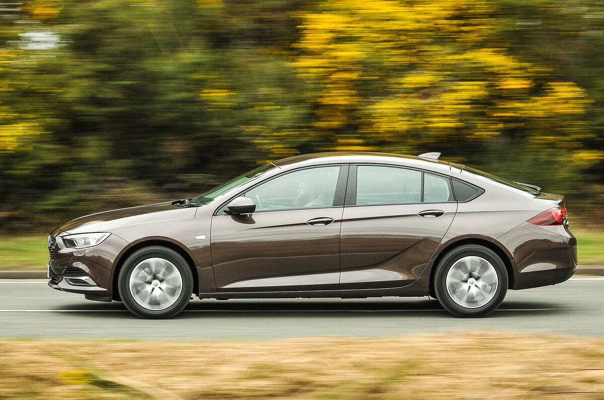 Vauxhall Insignia Grand Sport 1 5 2017 Review Autocar
