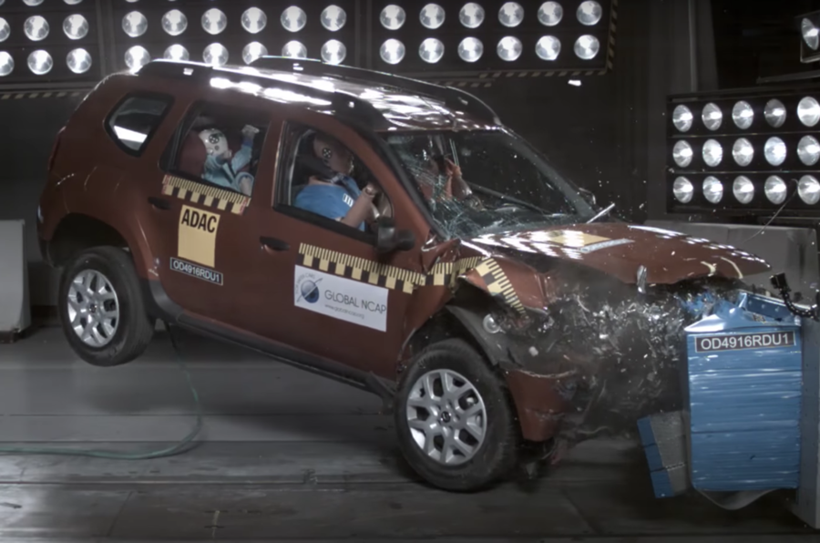 Renault Duster crash test