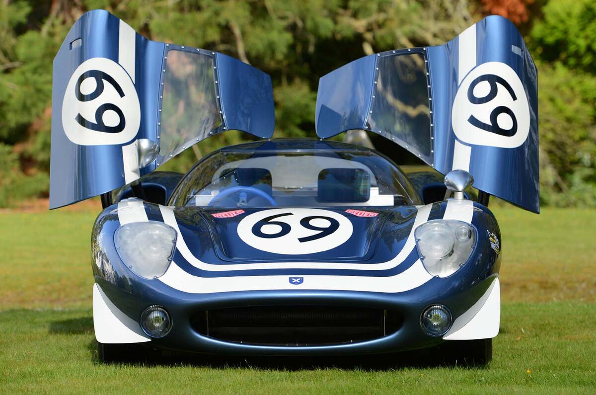 Ecurie Cars LM69 - front