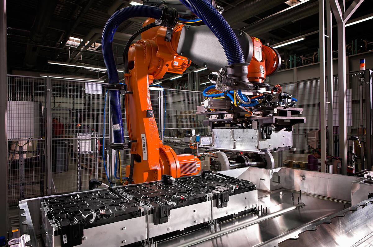 Jaguar Land Rover Ford Amp Bmw Could Open Shared Electric