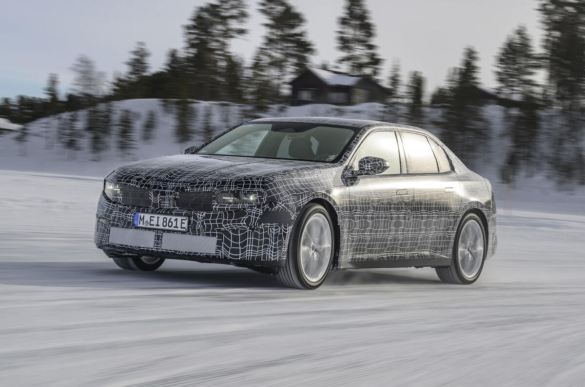 electric_bmw_3_series_prototype_winter_testing_-_front_three_quarter_cornering.jpg