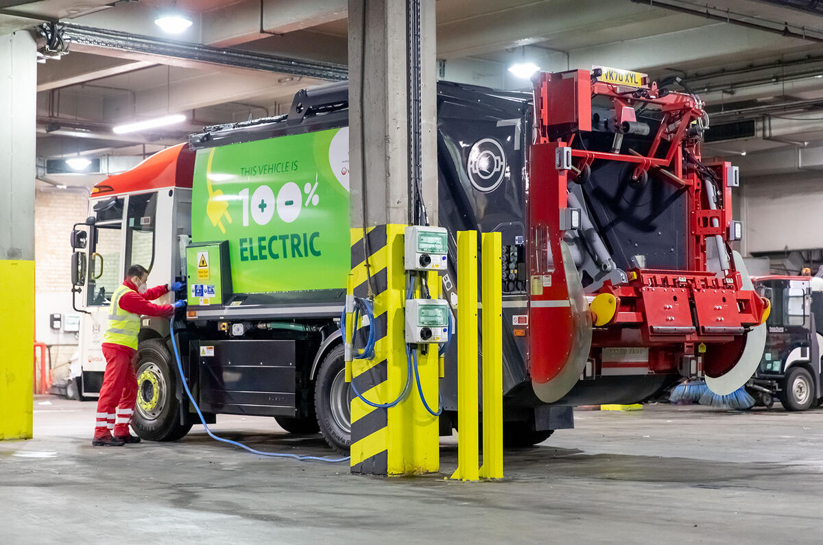 electric recycling truck