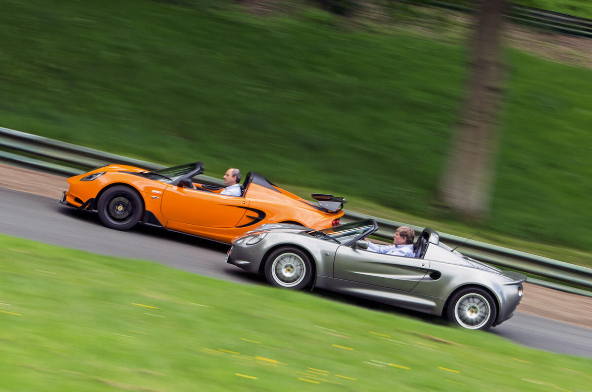 Lotus Elise vs Exige
