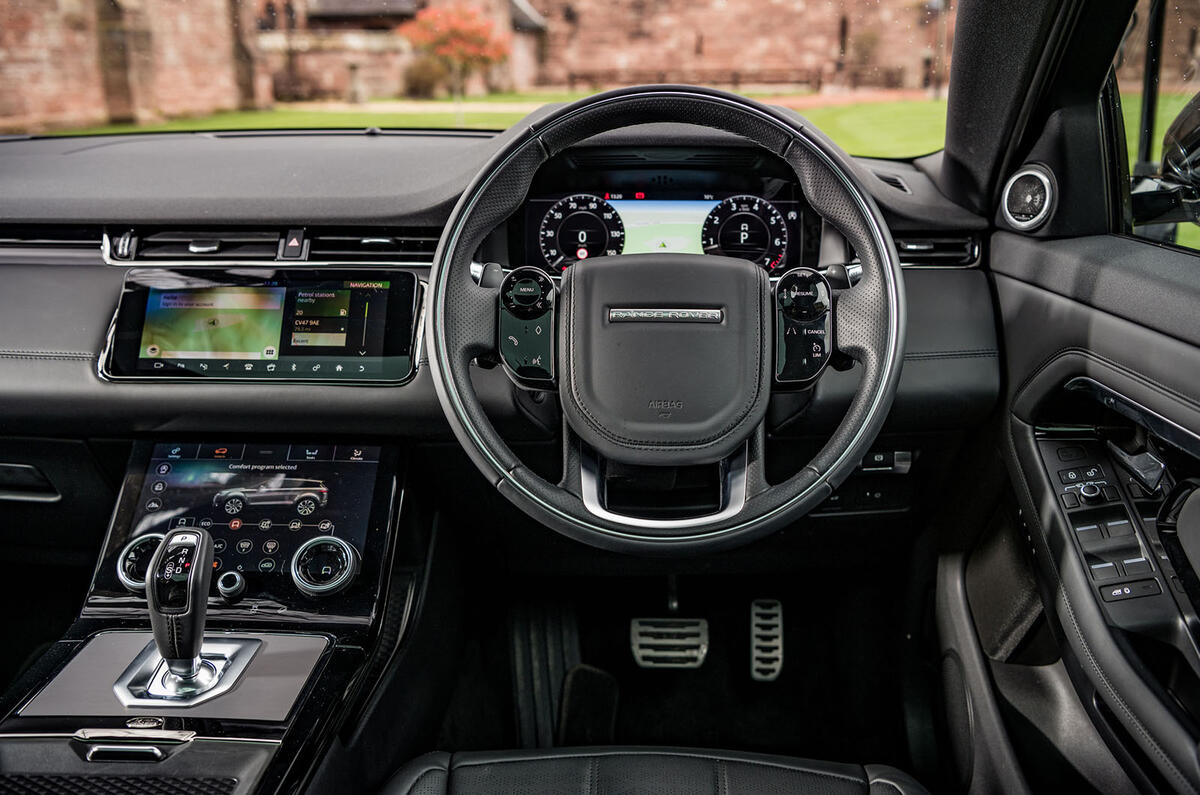Range Rover Evoque Interior >> Range Rover Evoque D180 Se R Dynamic 2019 Uk Review Autocar Range Rover Evoque Interior >> Range Rover Evoque D180 Se R Dynamic 2019 Uk Review Autocar
