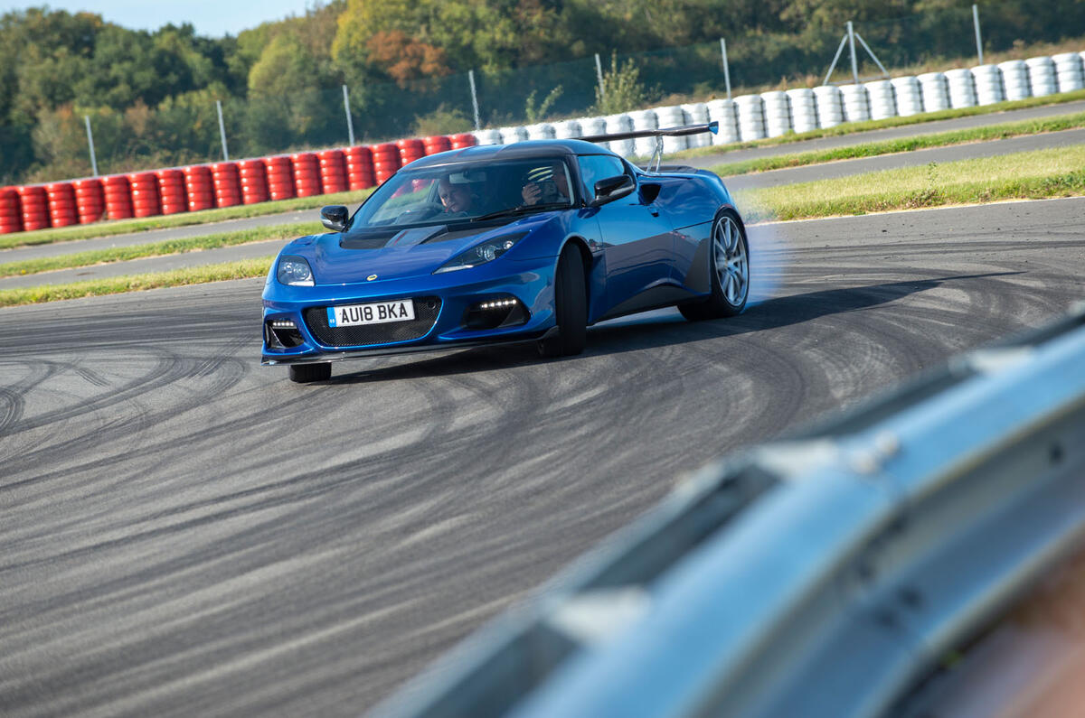 Lotus Evora