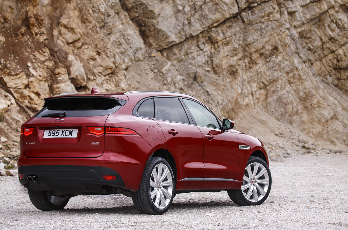 Jaguar f pace 2016