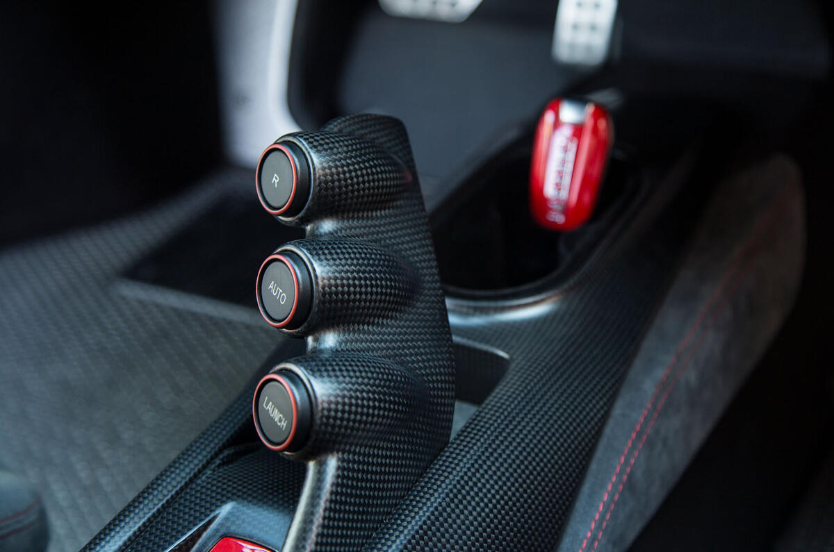 Ferrari 488 Pista 2018 UK first drive review - carbon fibre