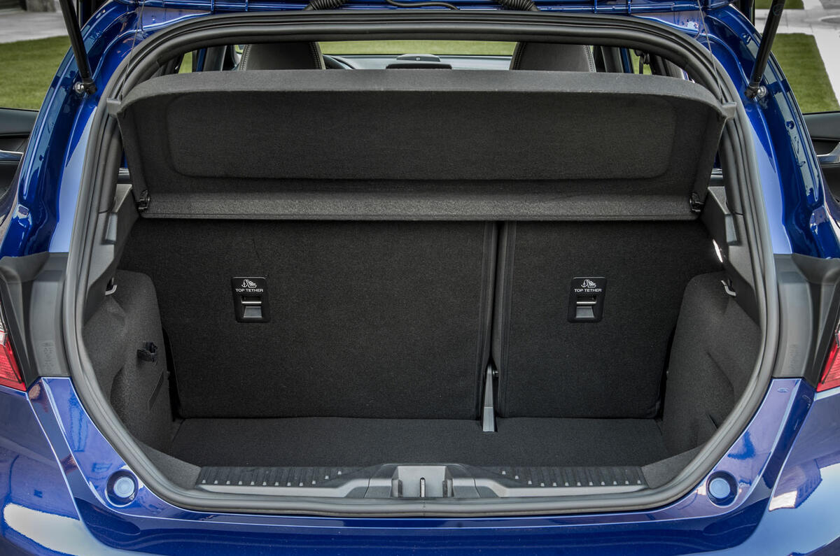 5 car top polish Ford  2017 Fiesta Autocar New review