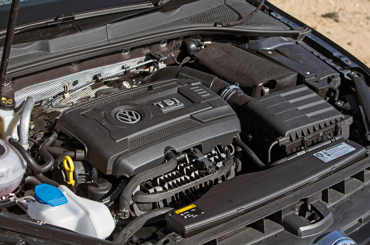 Volkswagen Golf R engine