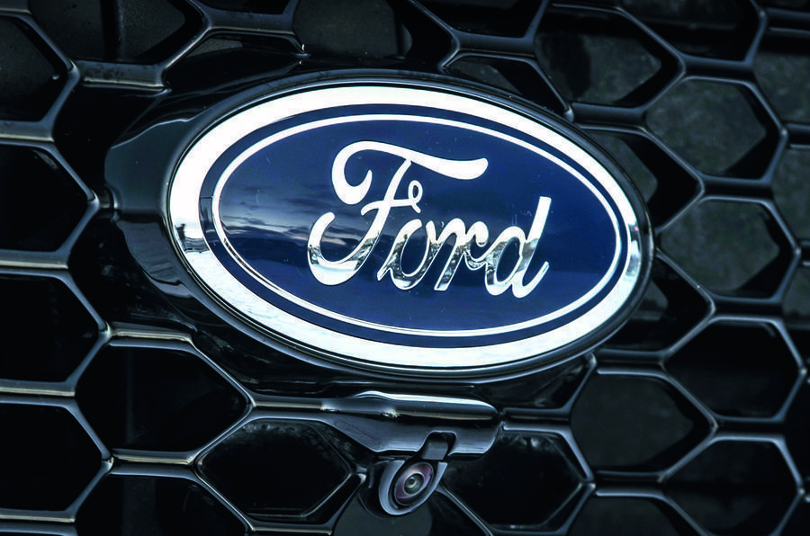 ford badge detail