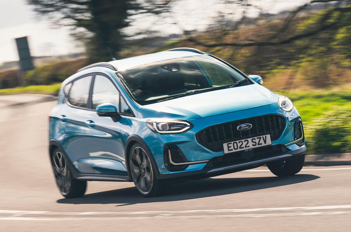 Ford Fiesta Active front quarter tracking 2022