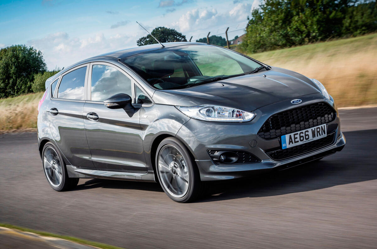  Ford Fiesta  .  Primera unidad EcoBoost ST-Line
