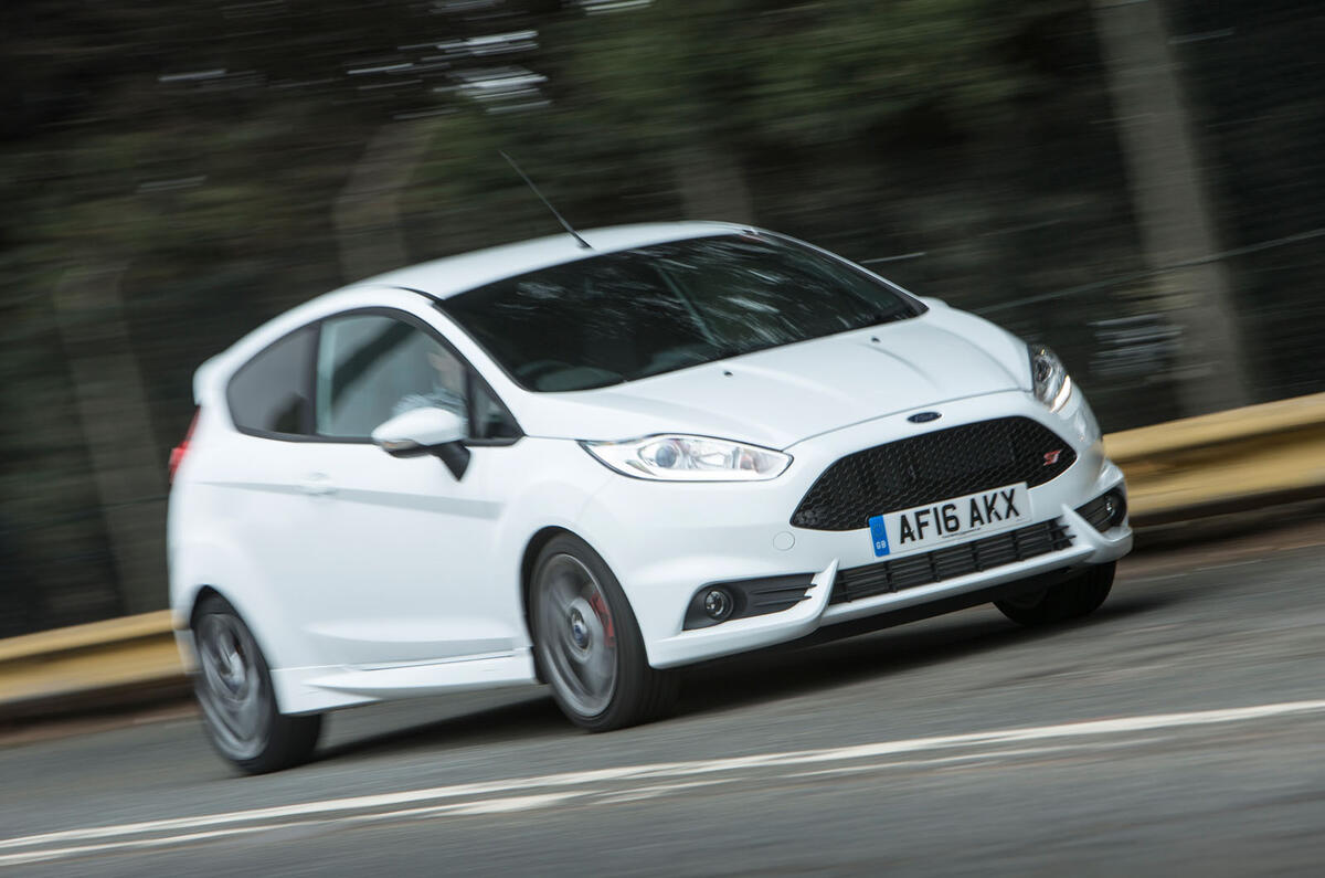 Ford Fiesta ST Mk7 front quarter tracking