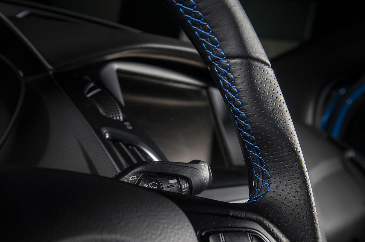 2016 Ford Focus RS - passenger ride | Autocar
