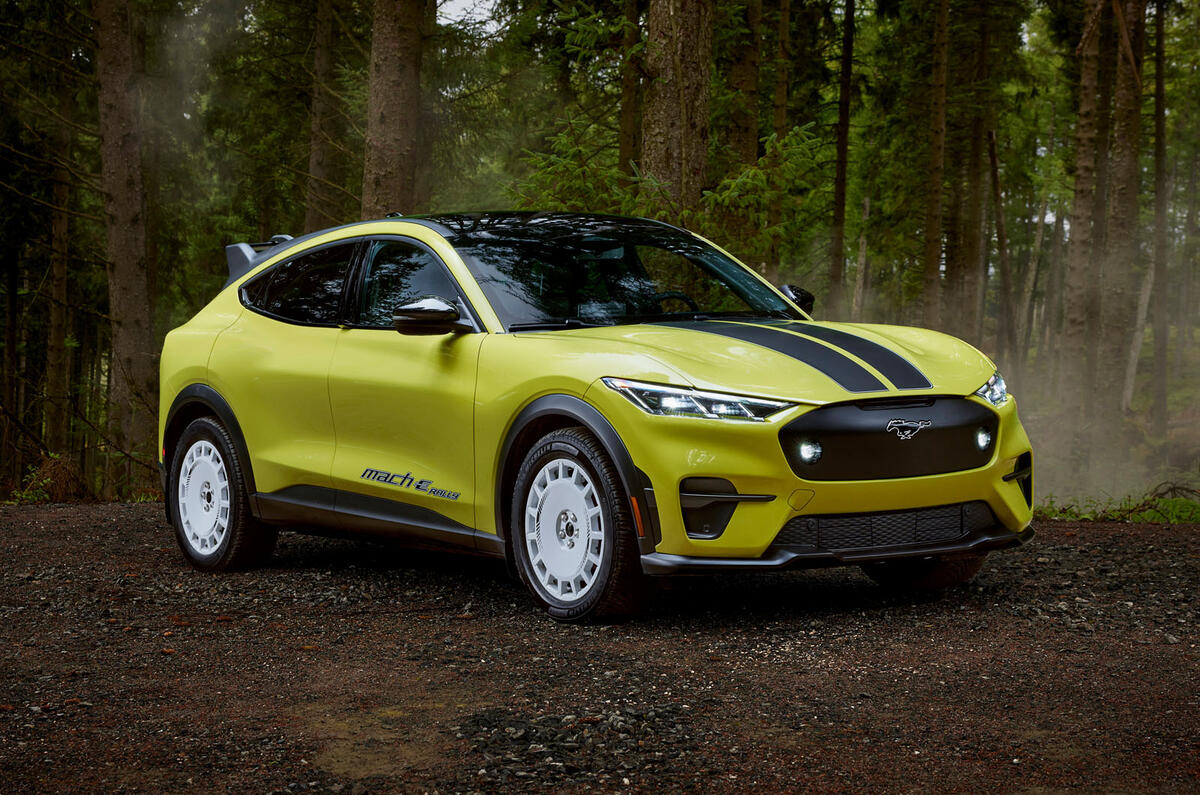 Ford Mustang Mach E Rally 2023 передняя часть статическая