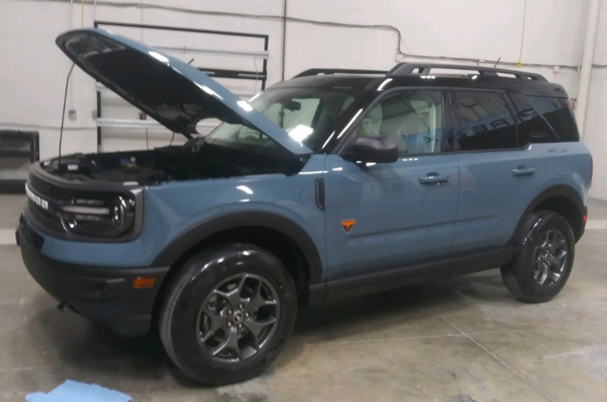2021 Ford Bronco Sport leak front side