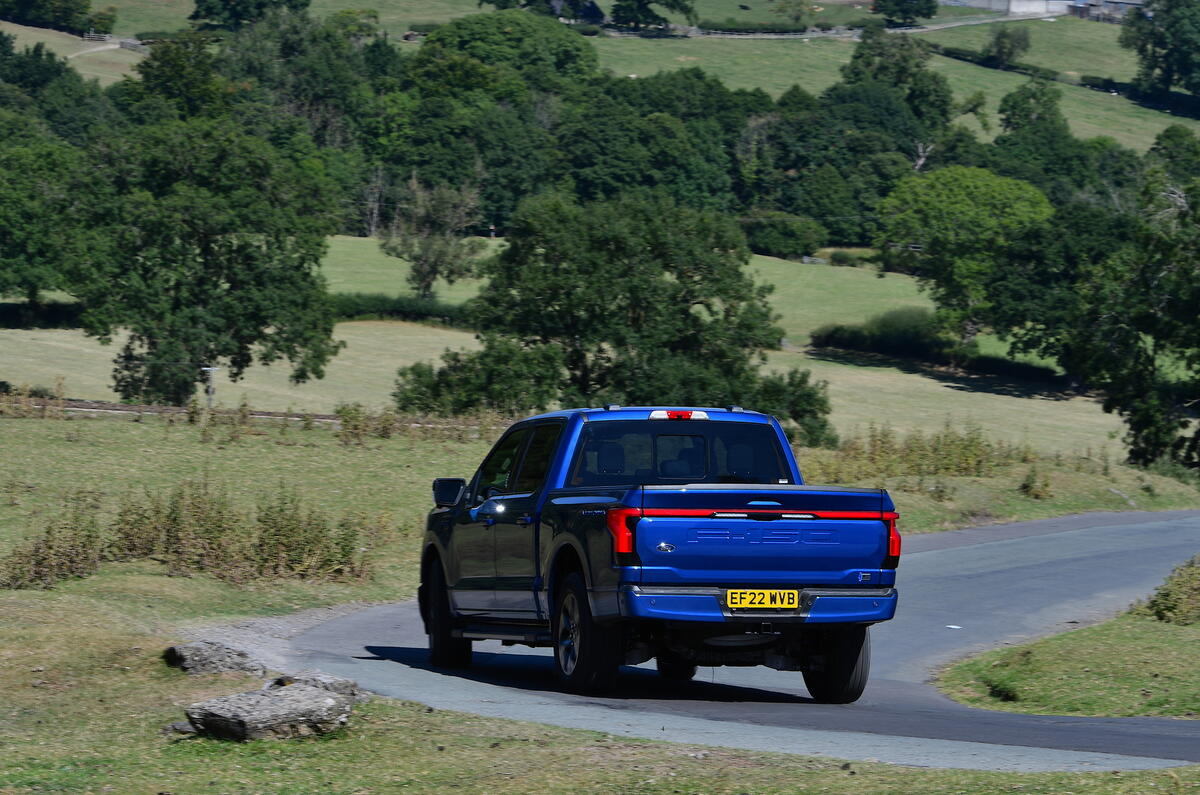 Ford F150 Eclair en descente