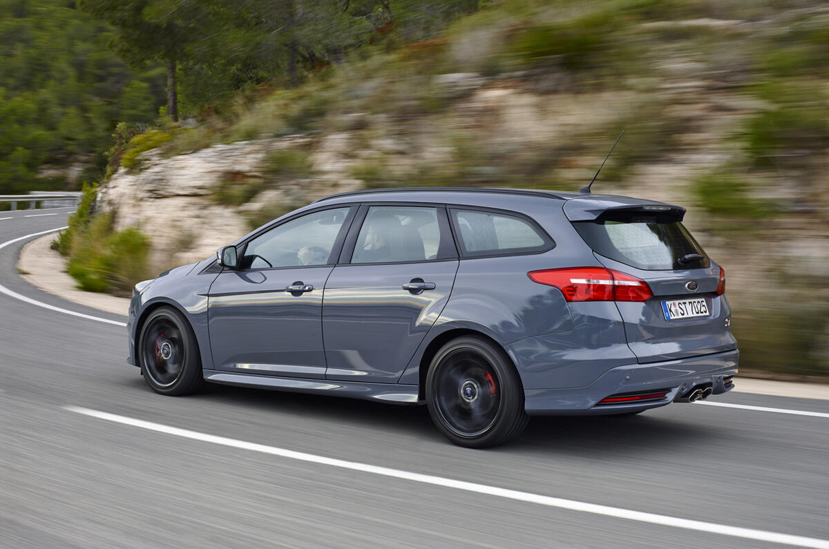 2015 Ford Focus 2.0 TDCi 185 ST review review | Autocar